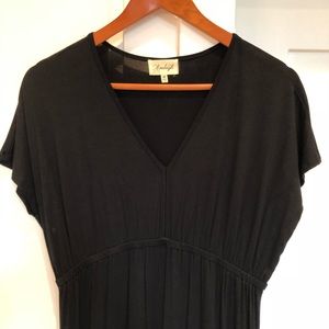 NWOT Avaleigh Maxi Dress